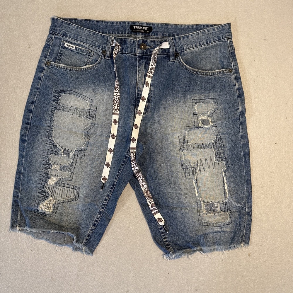 Trukfit Denim Men's Blue Distressed‎ Print Cargo Shorts Size 36